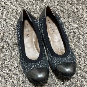 Anyi Lu Black and Gray Patterned Flats